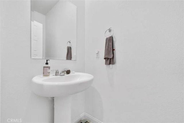 16054 Holstein, Chino, CA 91708