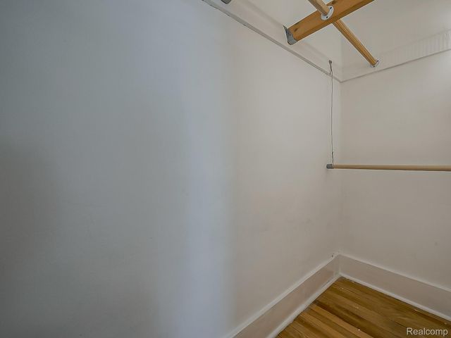 2825 Queen Street, Dearborn, MI 48124