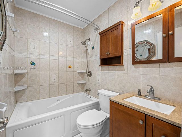 3180 Carol Avenue, Palm Springs, FL 33461