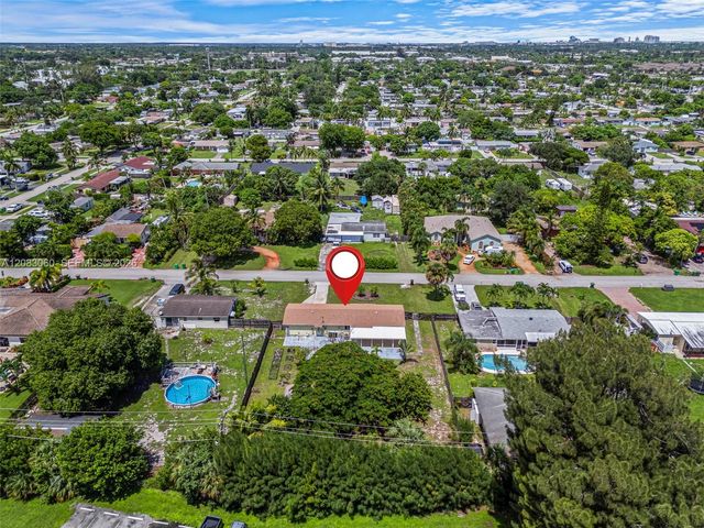 3180 Carol Avenue, Palm Springs, FL 33461
