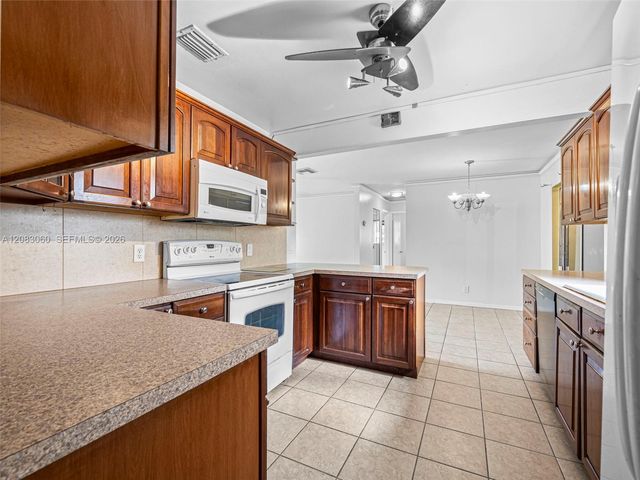 3180 Carol Avenue, Palm Springs, FL 33461
