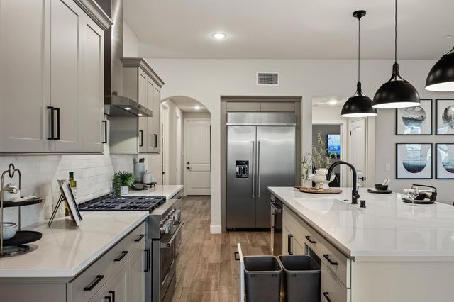 7243 W Ashcroft Avenue, Fresno, CA 93723