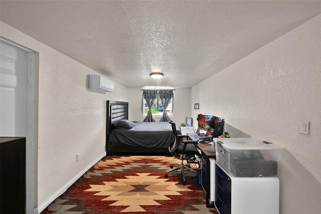 6250 SW 39th Street, Davie, FL 33314