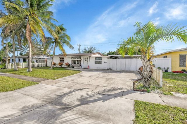 6250 SW 39th Street, Davie, FL 33314
