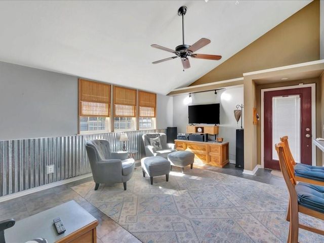 6138 Ted Trout Drive, Lufkin, TX 75904