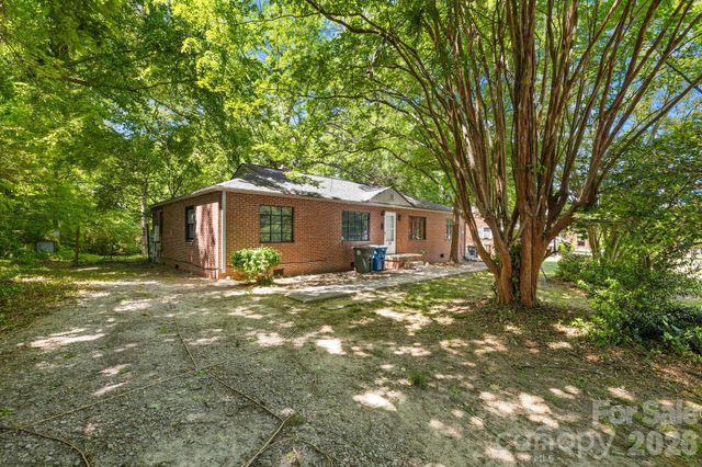 317 W D Avenue, Salisbury, NC 28144