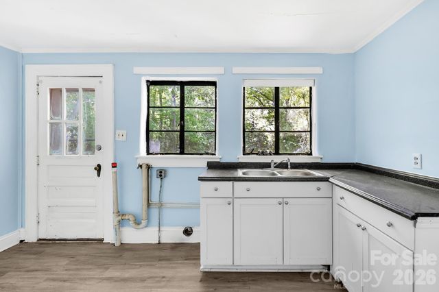 317 W D Avenue, Salisbury, NC 28144