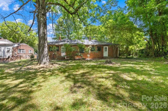 317 W D Avenue, Salisbury, NC 28144