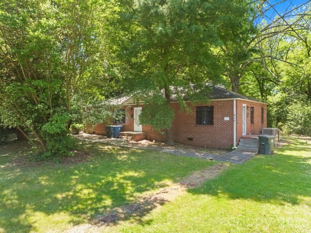 317 W D Avenue, Salisbury, NC 28144