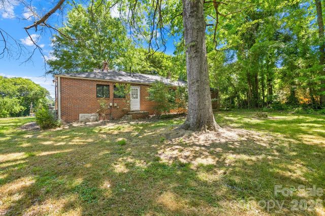 317 W D Avenue, Salisbury, NC 28144