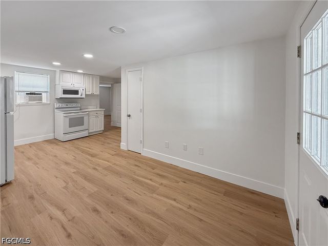 204 2nd ST 2, Fort Myers, FL 33907