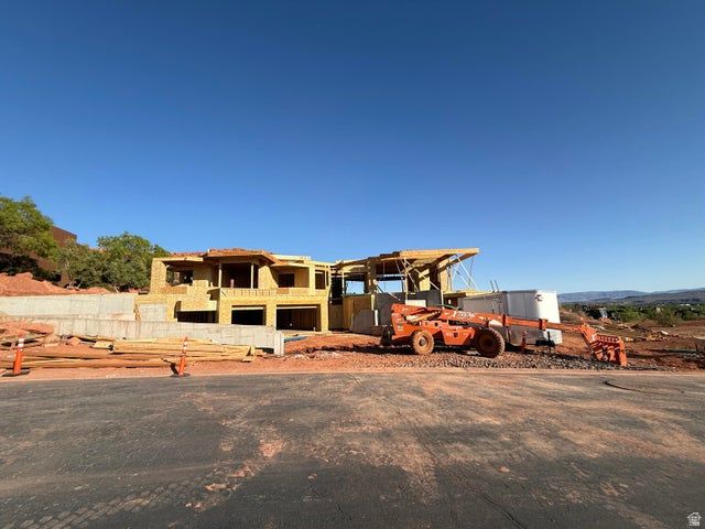 2111 W MAGATSU, St. George, UT 84770