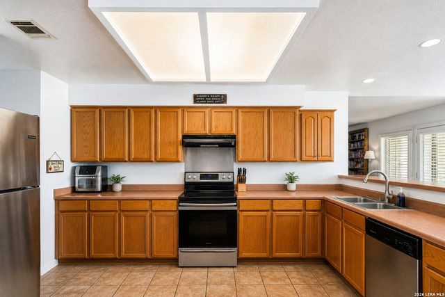 3091 County Road 357, La Vernia, TX 78121