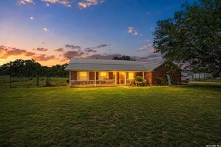 3091 County Road 357, La Vernia, TX 78121