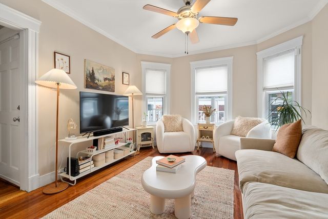 141 South St 1, Boston, MA 02130