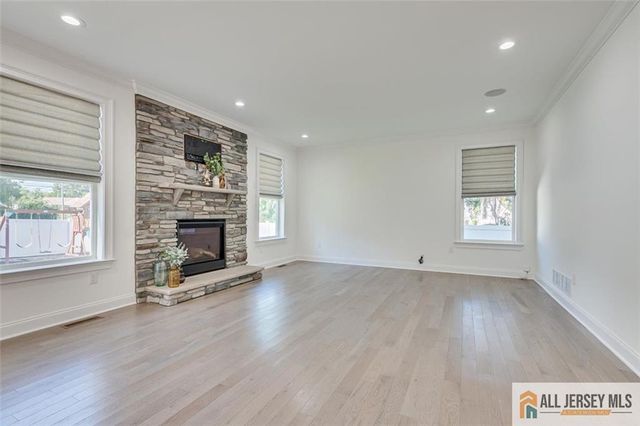 23 Dalton Place, Edison, NJ 08817