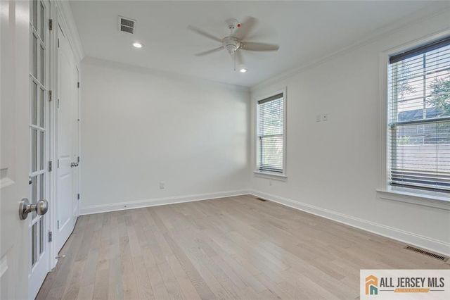 23 Dalton Place, Edison, NJ 08817