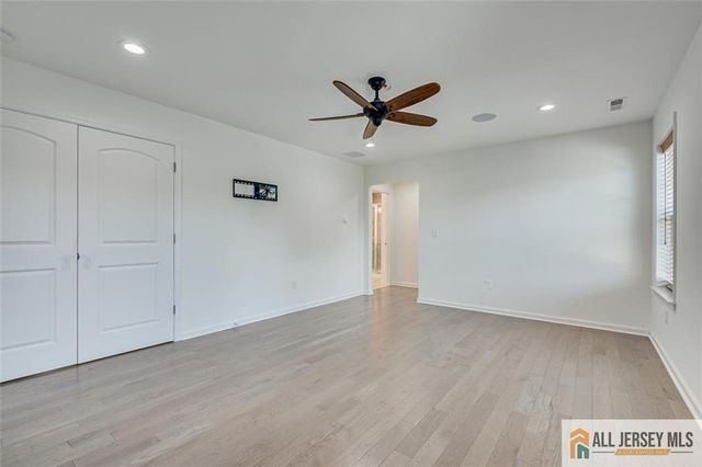 23 Dalton Place, Edison, NJ 08817