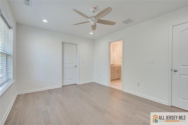 23 Dalton Place, Edison, NJ 08817