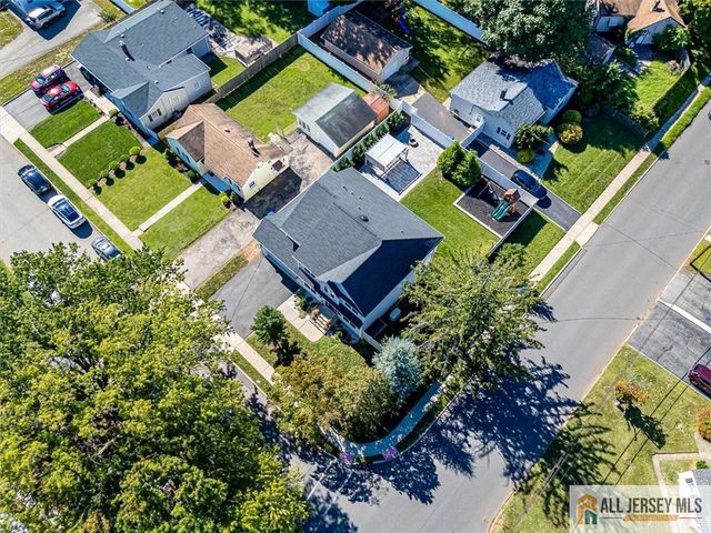 23 Dalton Place, Edison, NJ 08817