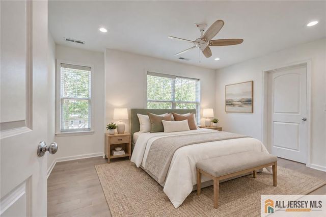 23 Dalton Place, Edison, NJ 08817