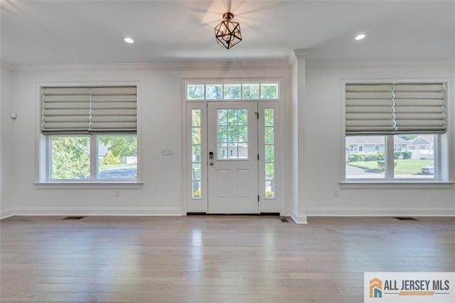 23 Dalton Place, Edison, NJ 08817