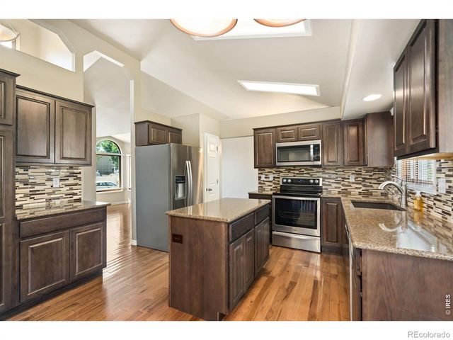 883 W 44th Street, Loveland, CO 80538