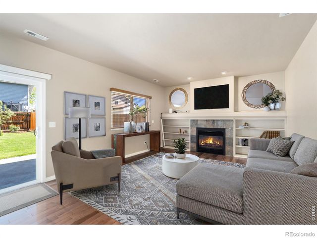 883 W 44th Street, Loveland, CO 80538