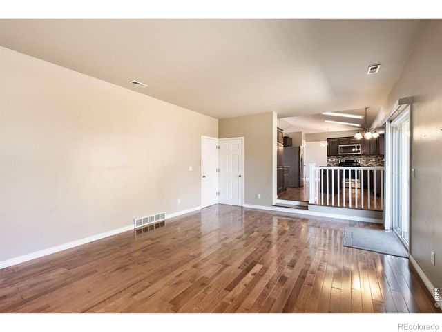 883 W 44th Street, Loveland, CO 80538