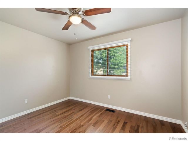 883 W 44th Street, Loveland, CO 80538