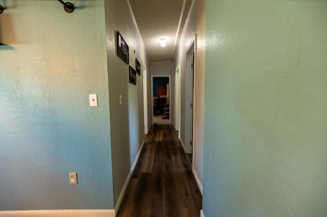 1905 SW Sunny Hills, El Dorado, KS 67042