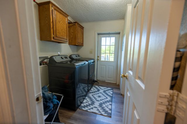 1905 SW Sunny Hills, El Dorado, KS 67042
