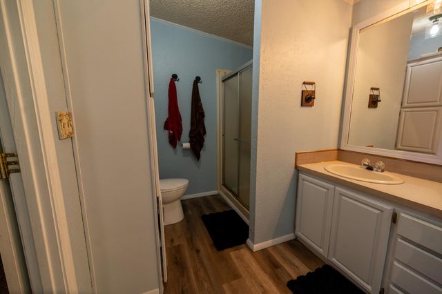1905 SW Sunny Hills, El Dorado, KS 67042