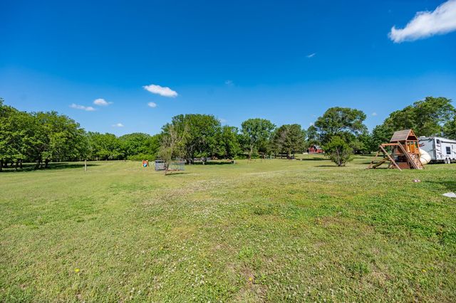 1905 SW Sunny Hills, El Dorado, KS 67042