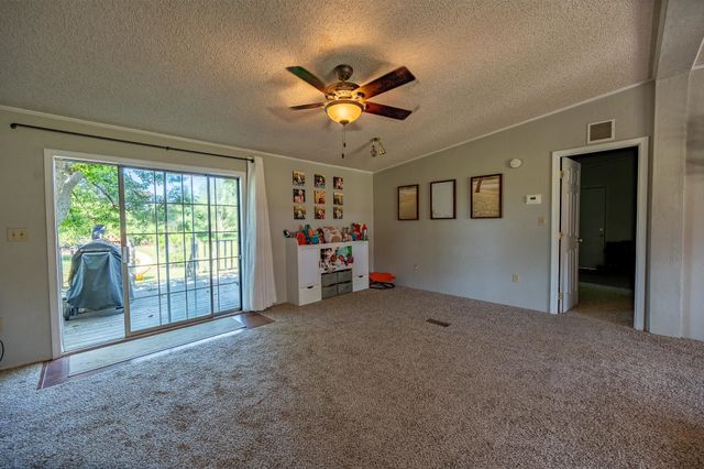 1905 SW Sunny Hills, El Dorado, KS 67042
