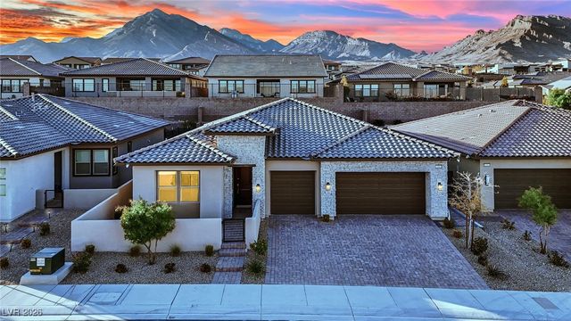 199 Bella Noche Street, Las Vegas, NV 89138