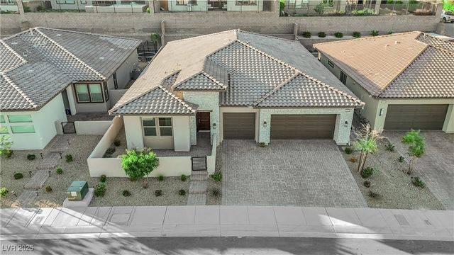 199 Bella Noche Street, Las Vegas, NV 89138