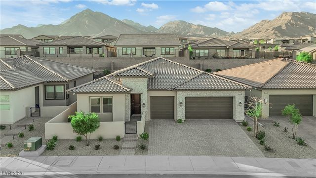 199 Bella Noche Street, Las Vegas, NV 89138