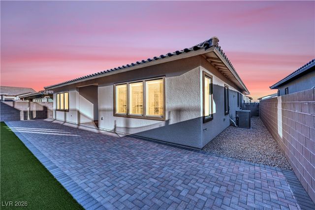 199 Bella Noche Street, Las Vegas, NV 89138