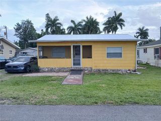 47 Cypress ST, North Fort Myers, FL 33903