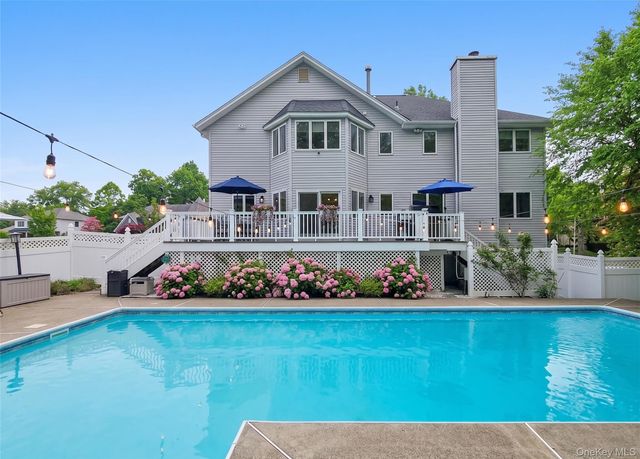 303 Bliss Lane, Valley Cottage, NY 10989