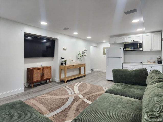303 Bliss Lane, Valley Cottage, NY 10989