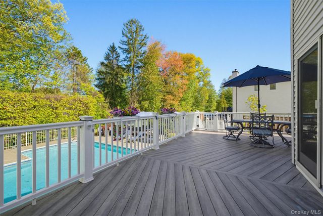 303 Bliss Lane, Valley Cottage, NY 10989