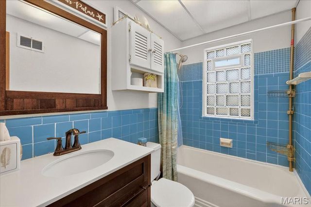 6511 Heege Road, Affton, MO 63123