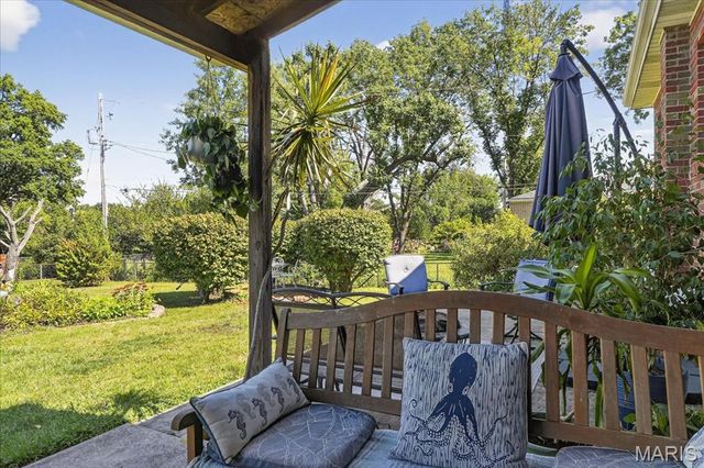 6511 Heege Road, Affton, MO 63123