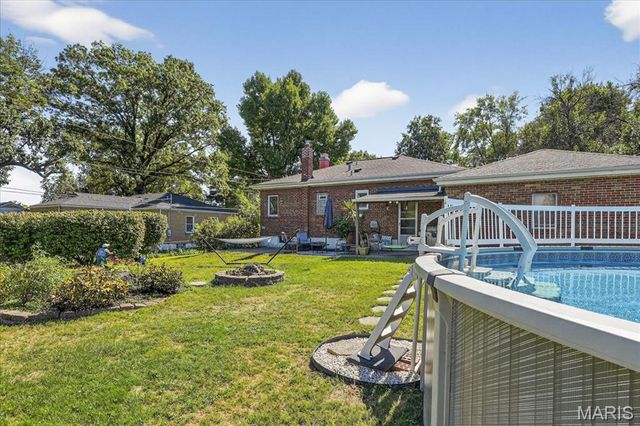 6511 Heege Road, Affton, MO 63123