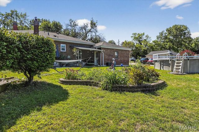 6511 Heege Road, Affton, MO 63123