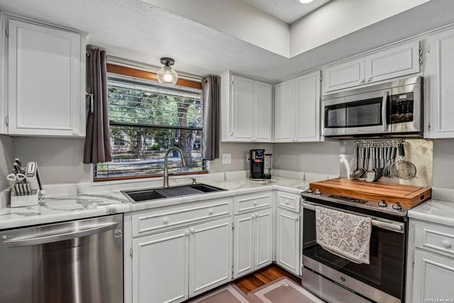 15119 SUN SPUR ST, San Antonio, TX 78232