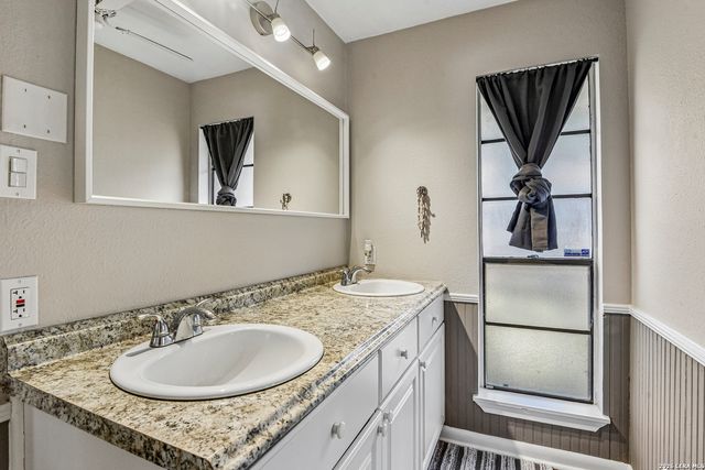 15119 SUN SPUR ST, San Antonio, TX 78232