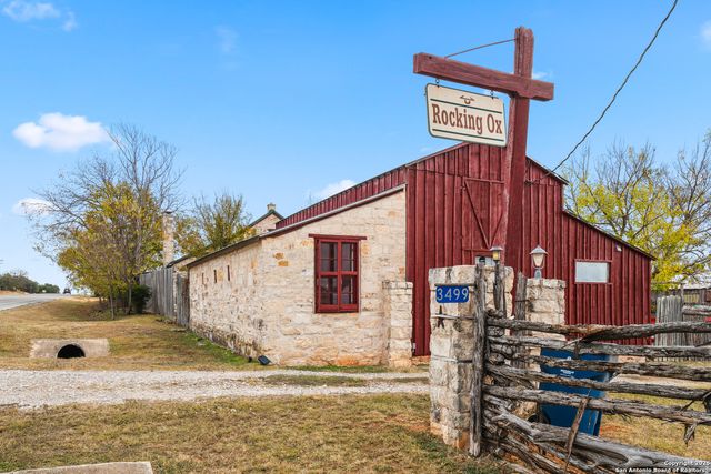 3499 us highway 290, Fredericksburg, TX 78624